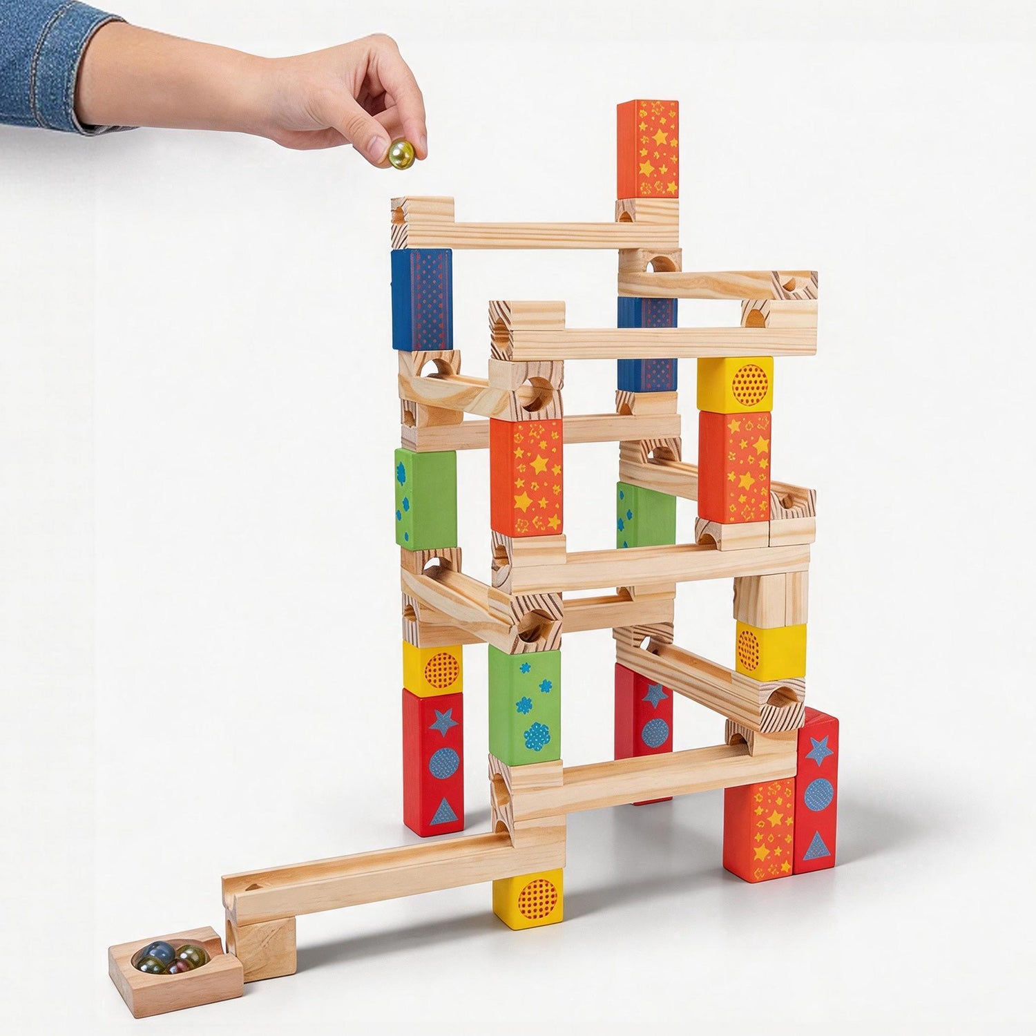 Montessori Murmelbahn aus Holz mit 52 bunten Teilen für Kinder