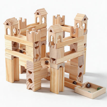 Montessori Murmelbahn aus Kiefernholz mit 80 Teilen als freie 3D-Konstruktion