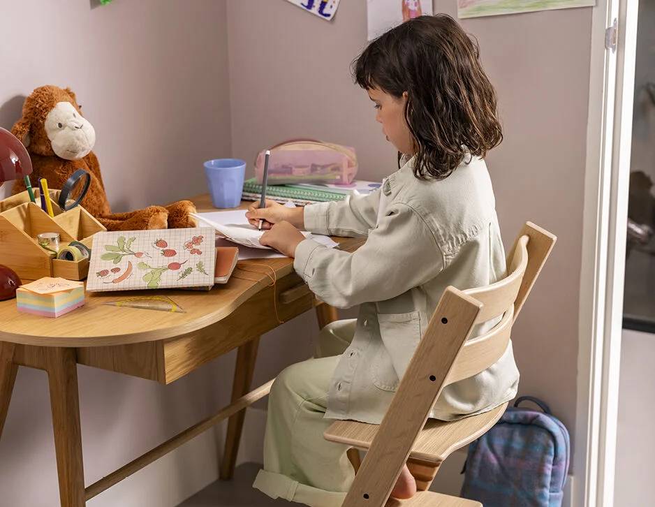 Chaise haute évolutive en bois pour enfant – Chaise Montessori en bois massif, chaise bébé stable