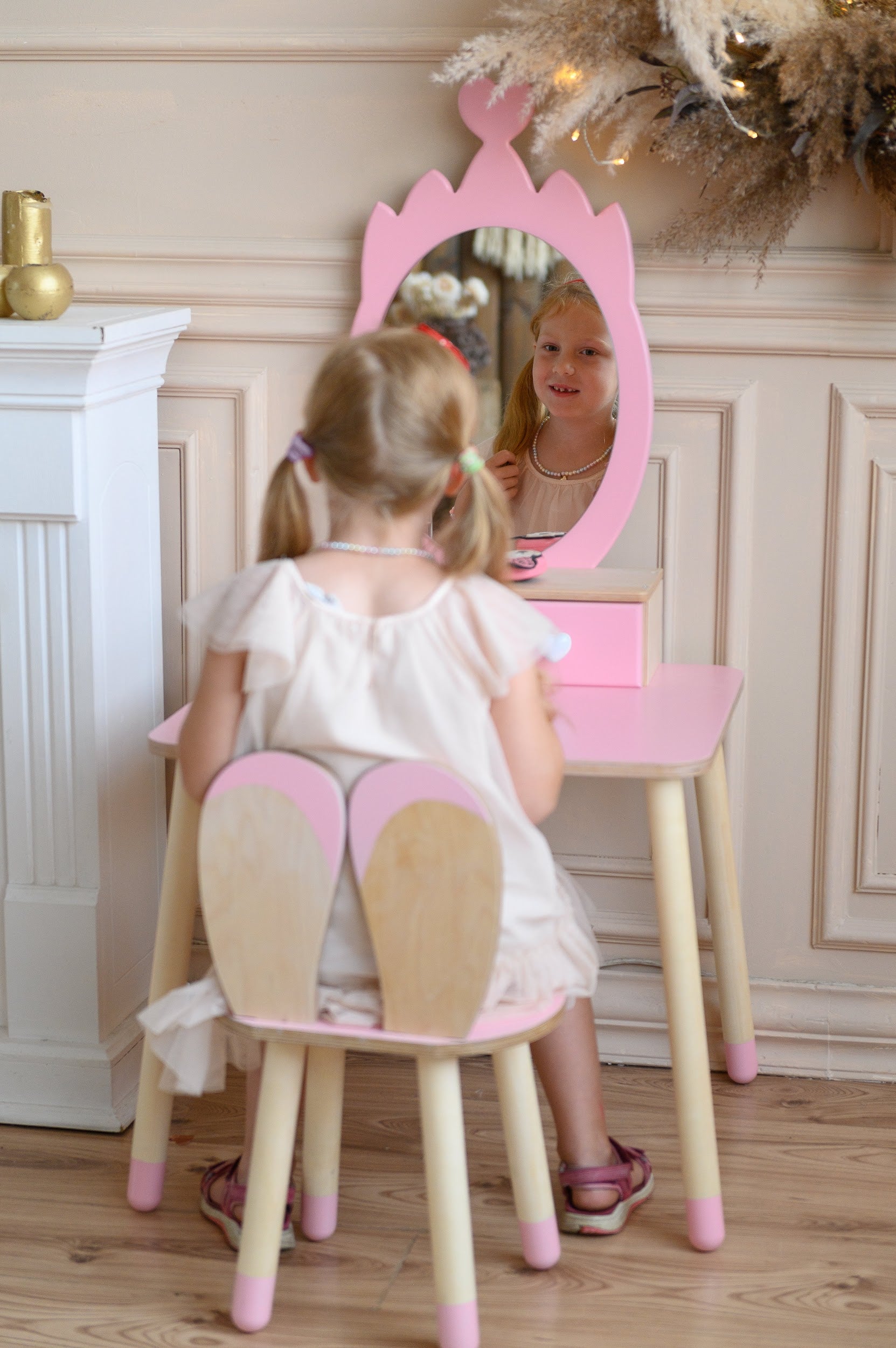 Kinder Schminktisch Set aus Holz mit Spiegel und Stuhl