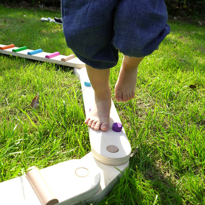 Montessori Balance Board Set für Kinder mit taktiler Laufstrecke und Gleichgewichtstraining