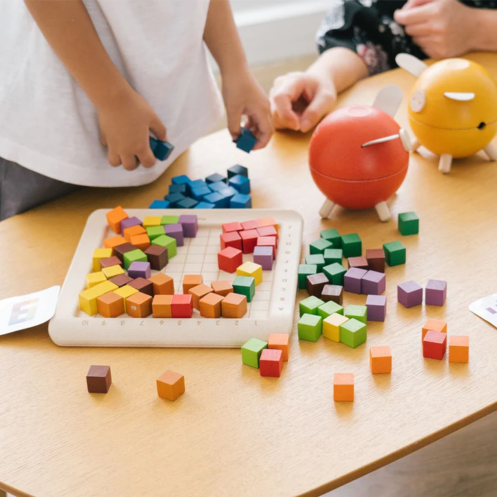Montessori Zählwürfel 2100-teilig Lernspielzeug aus Holz