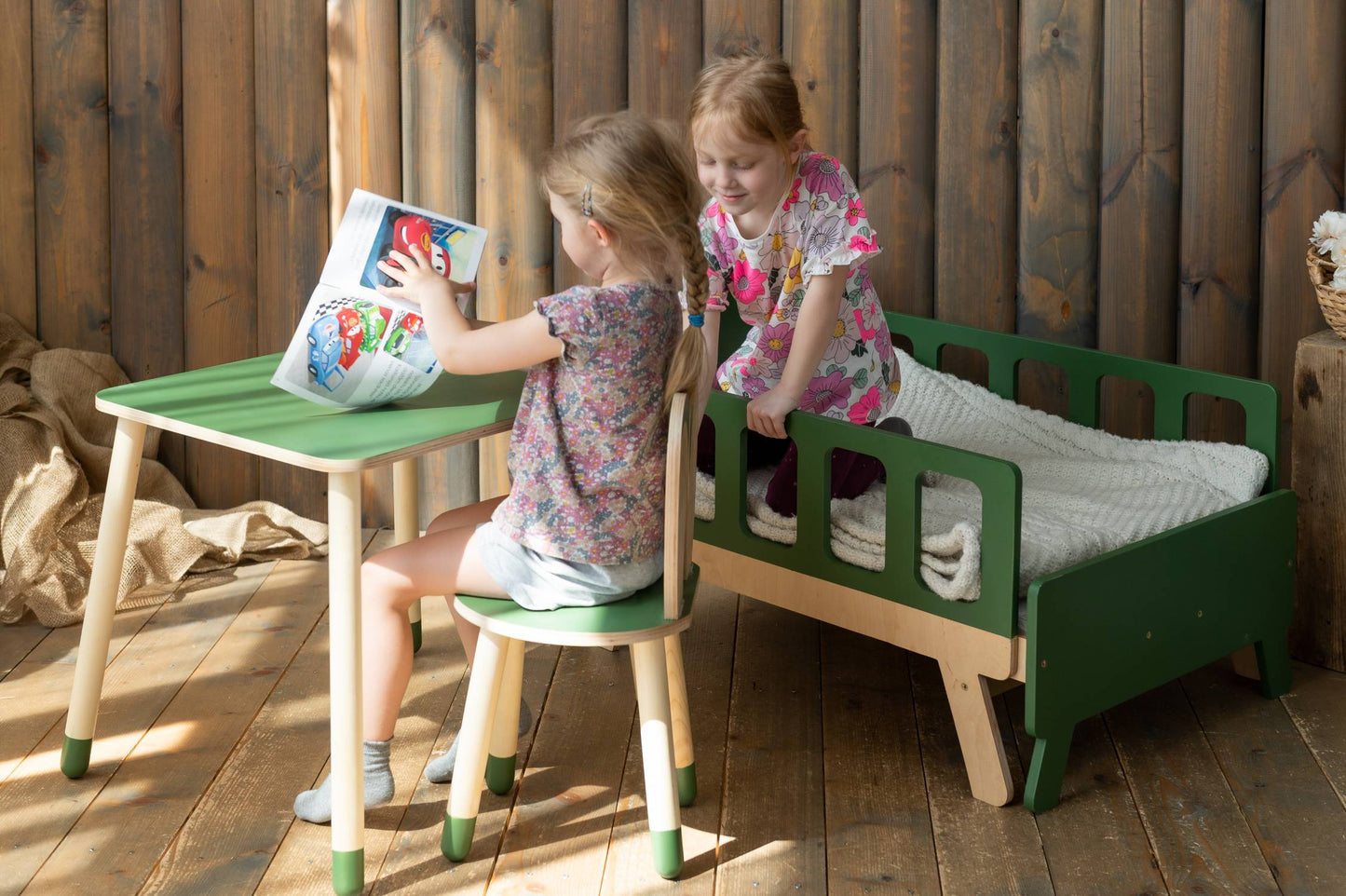Ensemble table et chaise Montessori pour enfant en bois – Design lapin