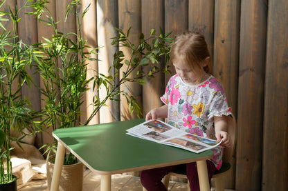 Ensemble table et chaise Montessori pour enfant en bois – Design lapin