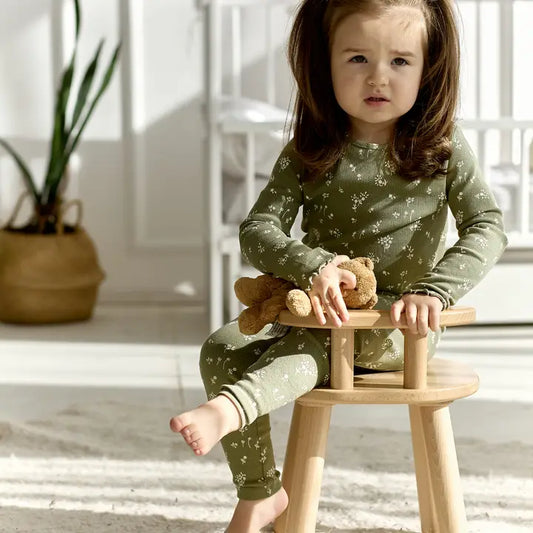 Montessori Kinderstuhl aus Buchenholz mit Rückenlehne für Kinder stabil ergonomisch