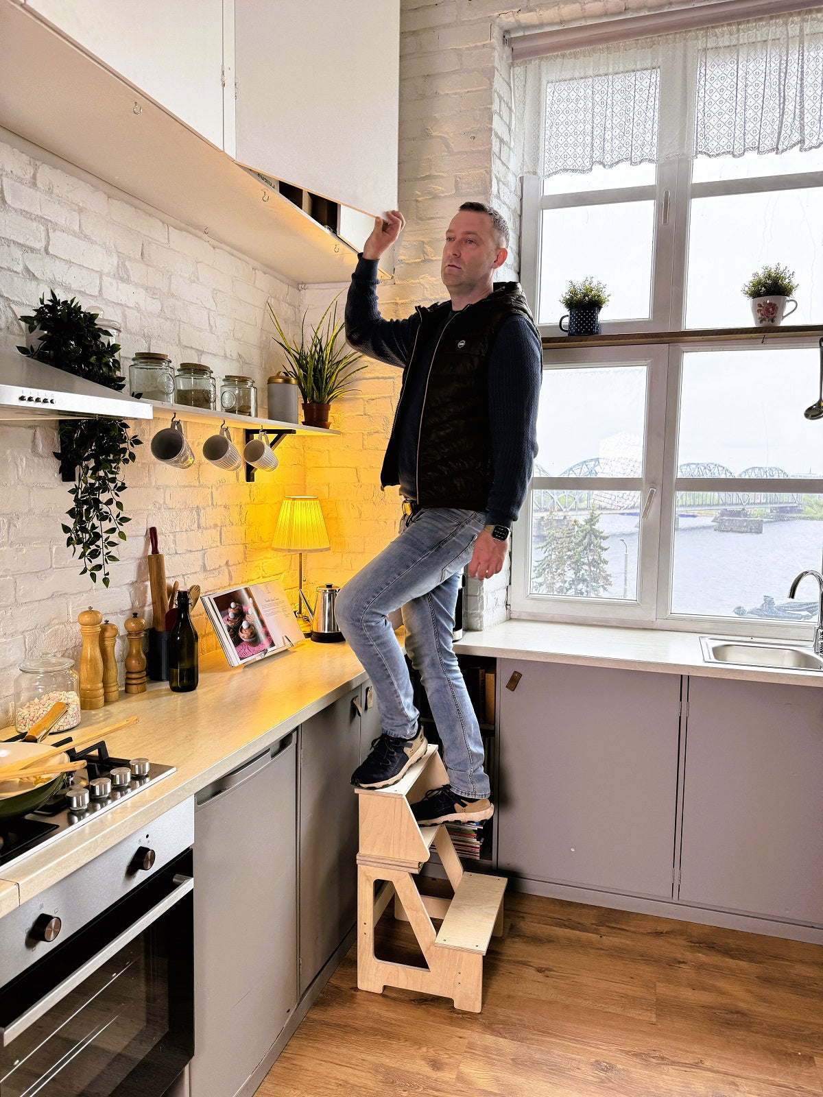 Montessori Klapp Tritthocker aus Holz 2in1 Kinderstuhl und Steighilfe stabil