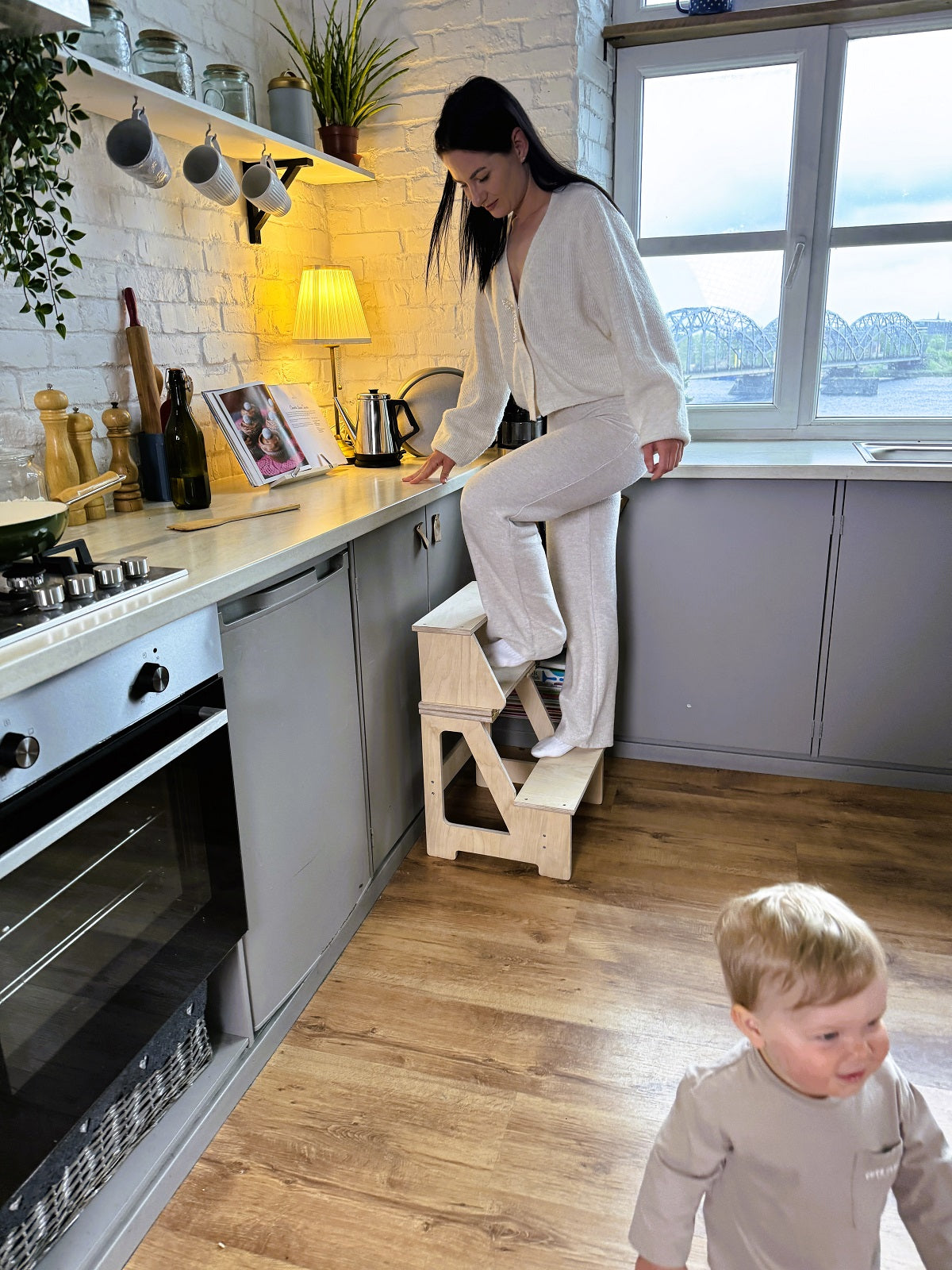 Montessori Klapp Tritthocker aus Holz 2in1 Kinderstuhl und Steighilfe stabil