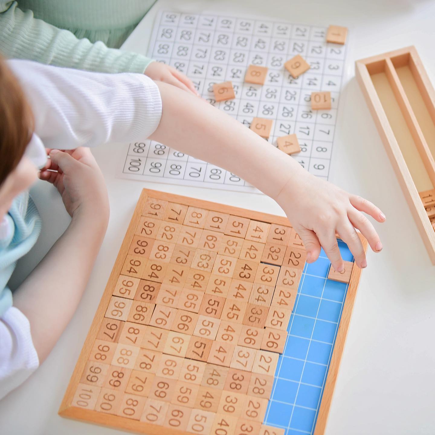 Montessori Zahlenbrett 1-100 Holz Lernspiel Kinder Zahlen lernen Mathematik Spielzeug