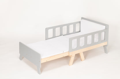 Montessori Kinderbett 2-in-1 mit Matratze – ausziehbar und platzsparend